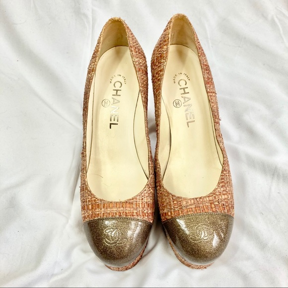 ⚡️⚡️ HOST PICK ⚡️⚡️Chanel raffia pumps size 37.5 - Picture 4 of 11